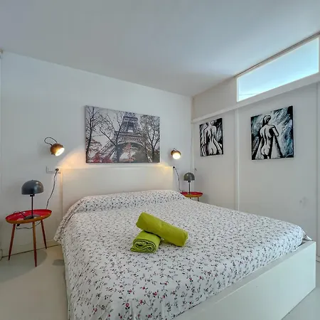 Vivalidays Garbi - Centro * Lloret de Mar