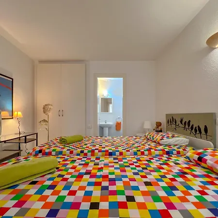 Vivalidays Garbi - Centro Apartment *